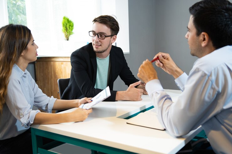 marketing-group-discussing-research-result_1262-16198
